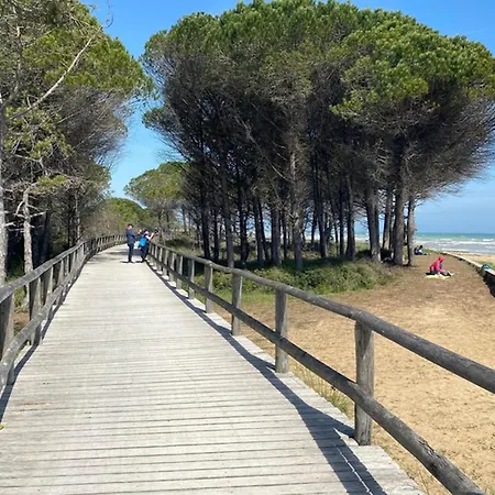 Coastal With Shared Pool Apartament Bibione